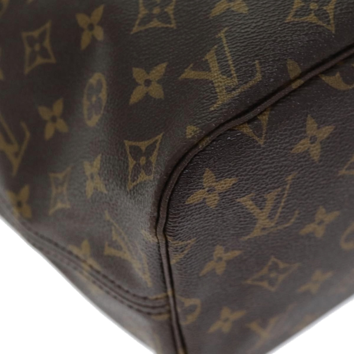 Louis Vuitton Monogram Neverfull MM Tote Bag with Accessory Pouch