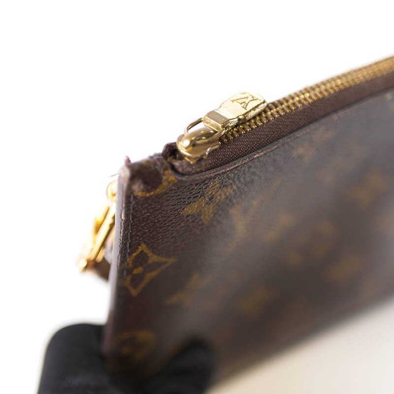 Louis Vuitton Monogram pouch