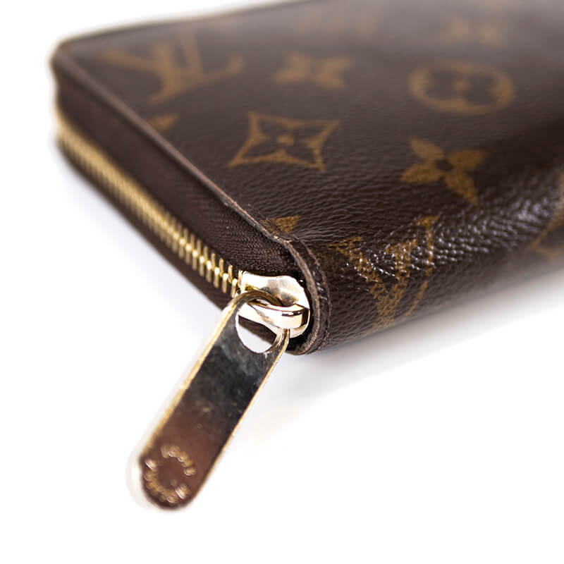 Louis Vuitton Monogram Zippy Wallet